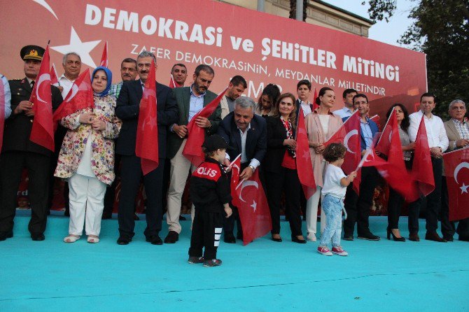 İzmir, Can Kulağı İle Yenikapı’yı Dinledi