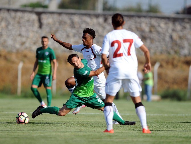 Bandırmaspor, Bursaspor’u Tek Golle Yıktı