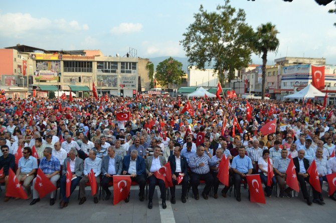 Osmaniye’de Demokrasi Ve Şehitler Mitingi