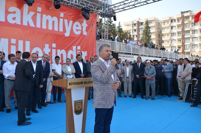 Belediye Başkanı Tarihi Mitingde Konuştu