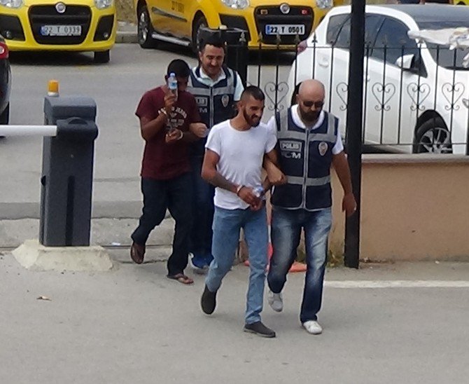 Torbacılar Plajda Yakalandı