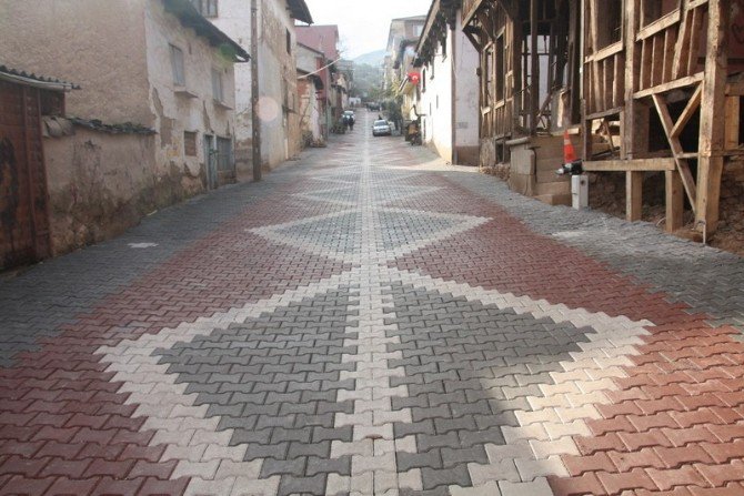 Osmaneli’nde Yol Çalışmalarında Sona Gelindi