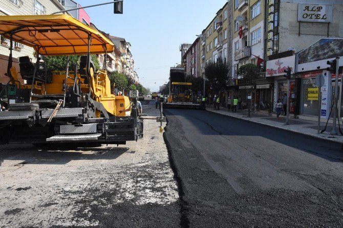 Bulvarlarda Asfaltlama Aralıksız Devam Ediyor