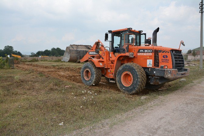 Kartepe Kent Meydanı Çalışmaları Hız Kazandı