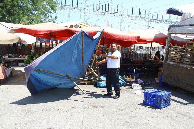 Samsun’da Özel Bir Şirkete Ait Helikopter Pazar Yerinin Üzerinden Alçaktan Uçuş Yaptı