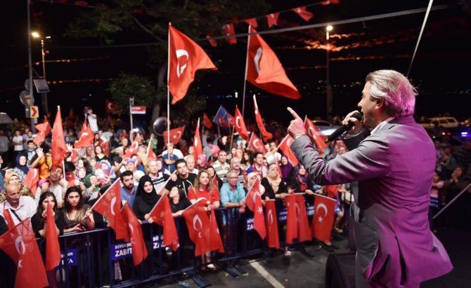 Başkan Demircan’dan Sarıyer’de Vatan Nöbeti Tutan Vatandaşlara Destek