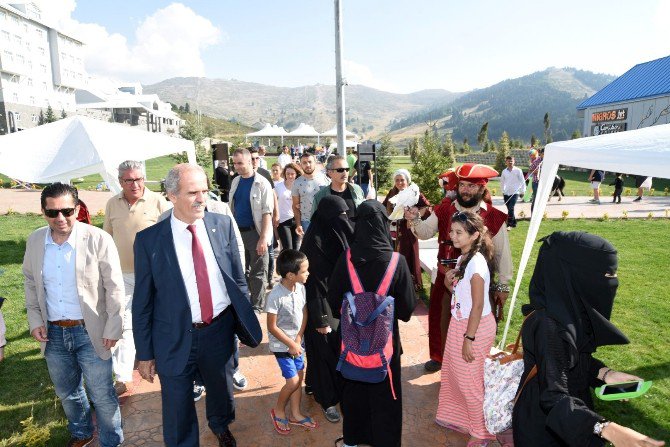 Uludağ Yaz Aylarında Da Turizmin Gözdesi Olacak