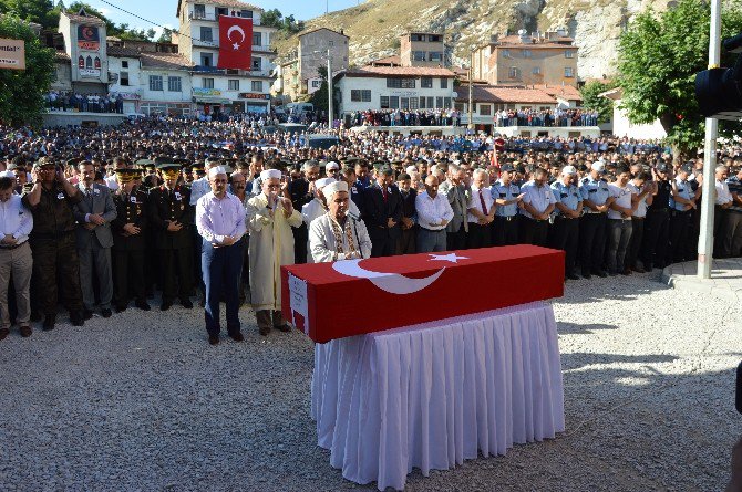 Çorumlu Şehit Uzman Çavuş Son Yolculuğuna Uğurlandı