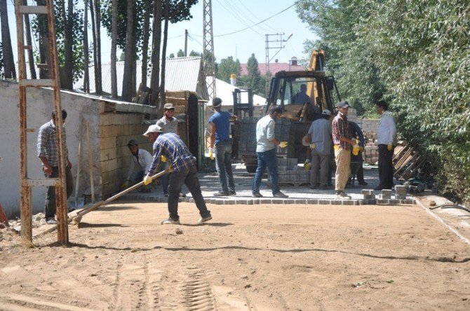 Erciş Belediyesi’nden Hummalı Çalışma