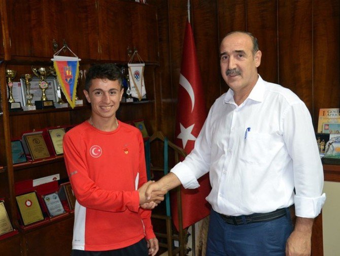 Malatyalı Atletten Büyük Başarı