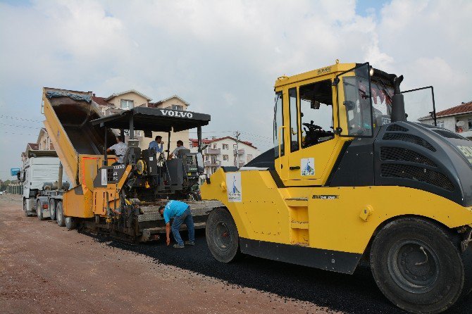 Kartepe’de Üst Yapı Çalışmaları Devam Ediyor