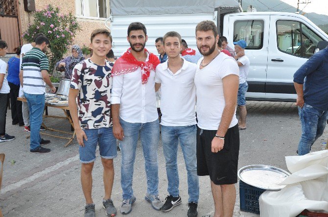 Kırkağaçlı Gençler Birliklerine Uğurlandı