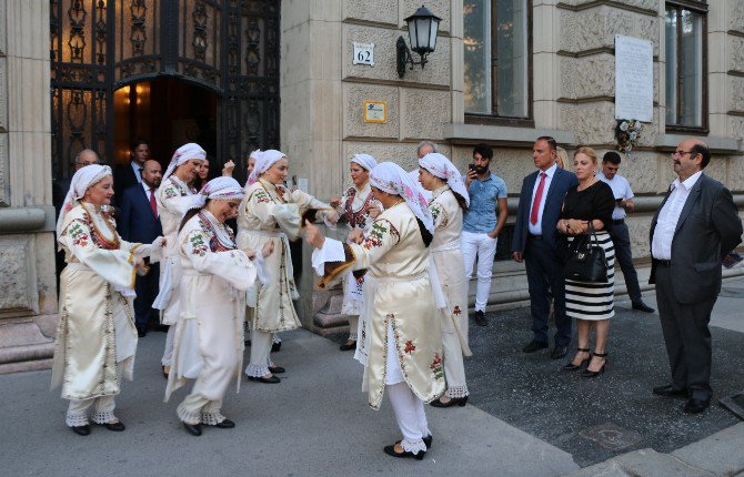 Budapeşte’de Kktc Kültür Gününe Büyük İlgi