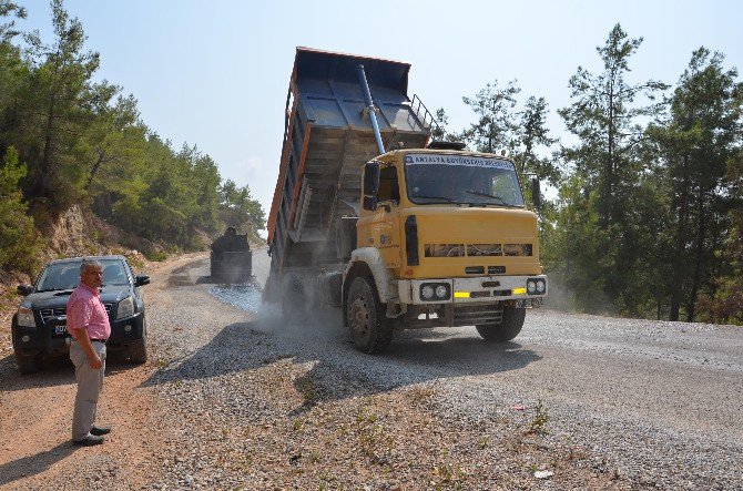 Payallar - Emişbeleni Yolu Asfaltlandı