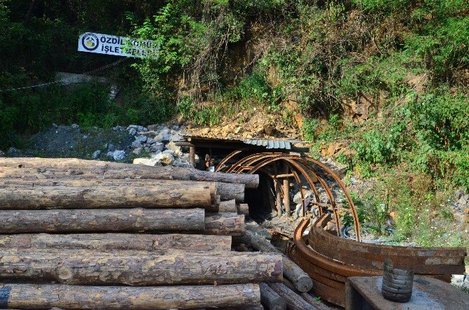 Mahalleliyle Maden İşçilerinin Kavgasında Madenin Sahibi Konuştu