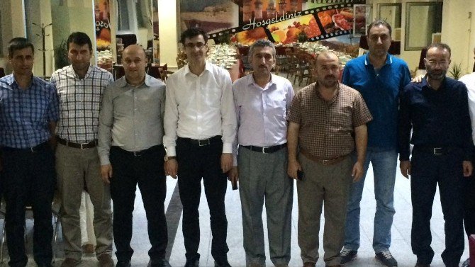 Ak Parti Bitlis İl Başkanlığı’ndan Teşekkür Yemeği