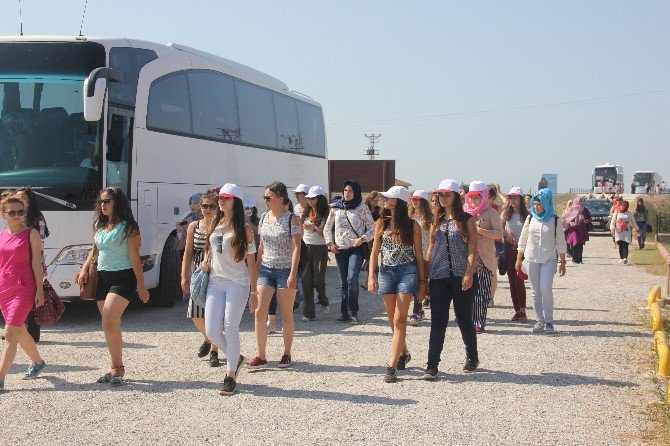 Bitlis, Manisa Ve Uşaklı Gençler Samsun’da