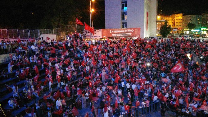 Demokrasi Nöbetleri Bugün Sona Erdi.