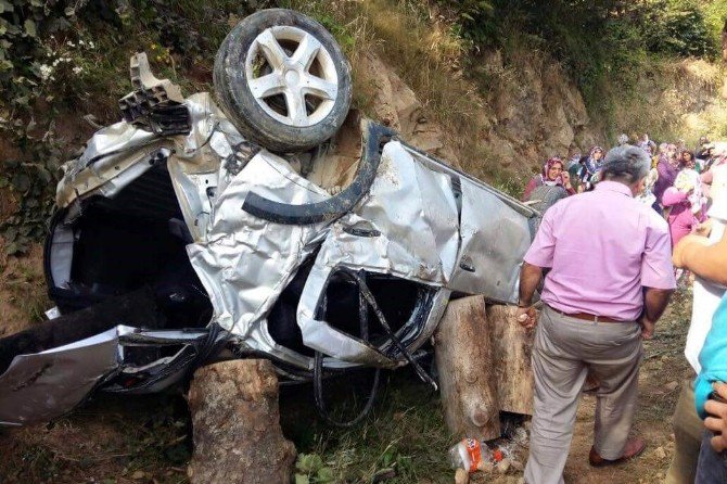 Gümüşhane’de Trafik Kazası: 1 Ölü, 3 Yaralı