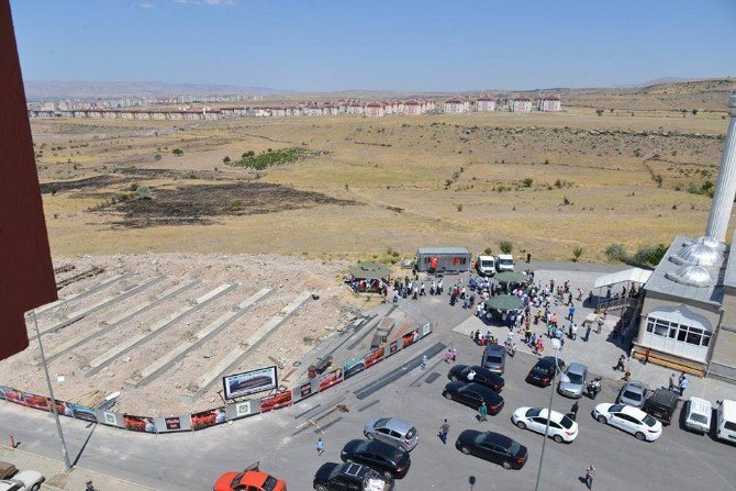 Mimarsinan Demokrasi Mahallesi’nde Kapalı Semt Pazaryerinin Temeli Atıldı