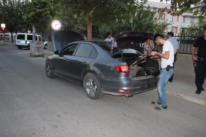 Şüpheli Araç Polisi Alarma Geçirdi