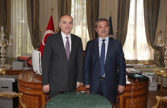 Bilim, Sanayi Ve Teknoloji Bakanı Faruk Özlü’den Ytü’ye Ziyaret