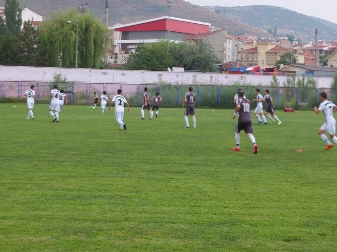 Vitraspor Hazırlık Maçında Sakarya Spor İle Karşılaştı