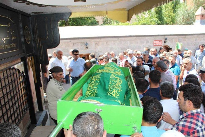 Şenkaya Paşalı Beldesi Başkanı Cemal Alkan’ın Acı Günü