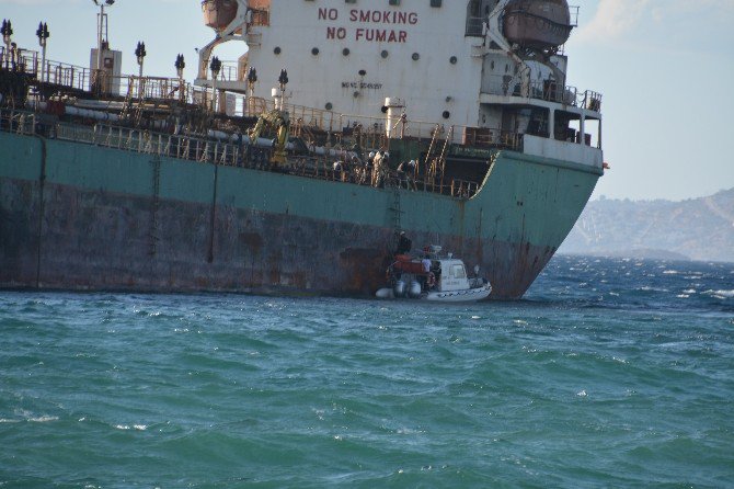 Aliağa’da Tanker Karaya Oturdu