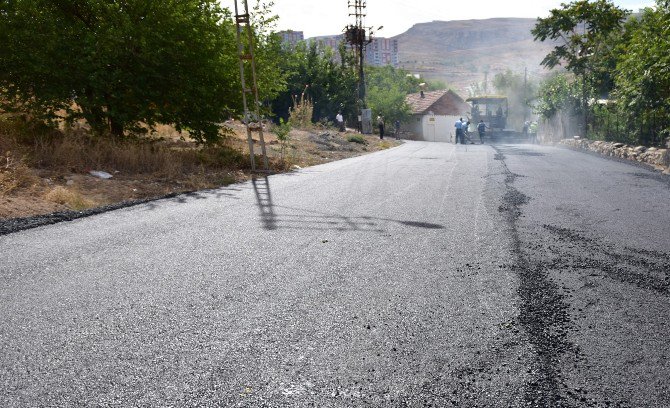 Yıldıztepe Mahallesinin Yolları Asfaltlanıyor