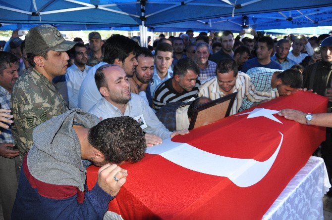 Şehit Uzman Çavuş Ahmet Ece, Son Yolculuğuna Uğurlandı