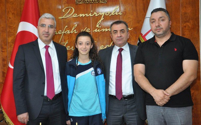 Sivas Demirspor Sporcusu Aydın Gençler Balkan Tekvando Şampiyonası’na Katılacak