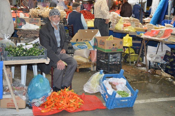 Yenişehirliler Kapalı Pazar İstiyor