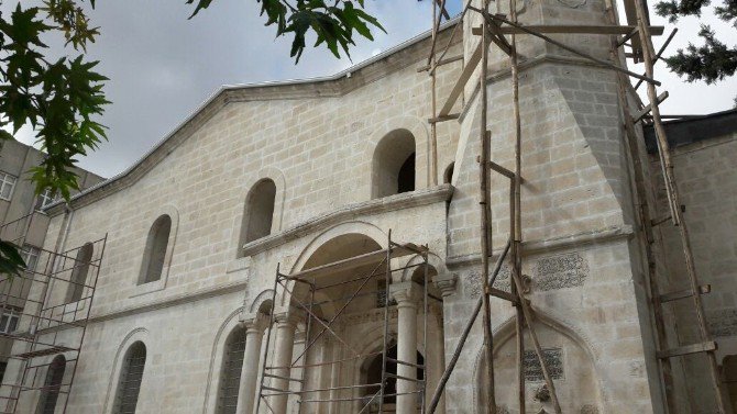 Adıyaman Ulu Camii’nde Restorasyon Uzadı