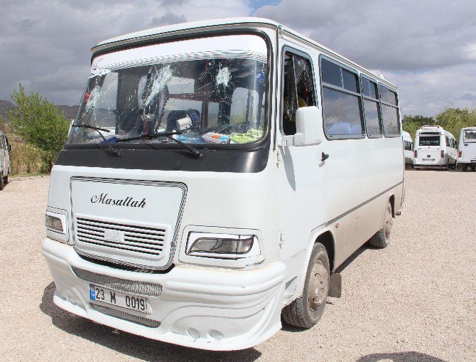 Elazığ’da Minibüse Saldırı