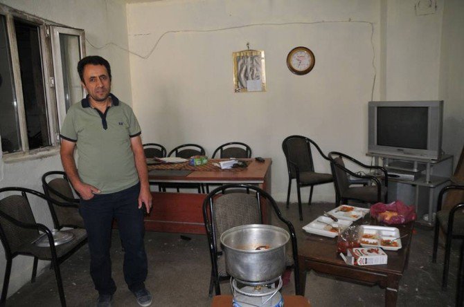 Girdikleri İş Yerinde Yemek Yedikten Sonra Hırsızlık Yaptılar