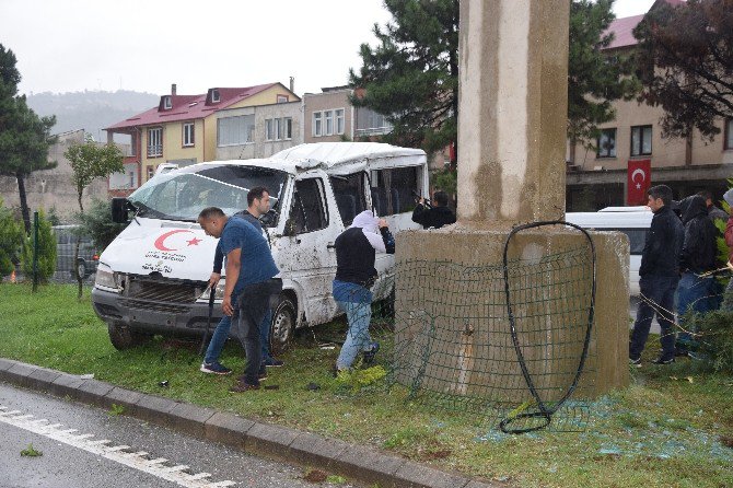 Giresun’da Trafik Kazası: 1 Yaralı