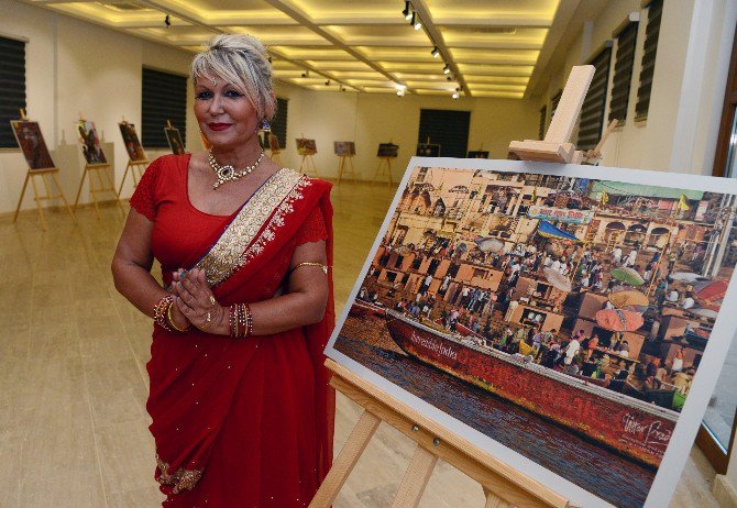 Mine Candar’ın Fotoğraf Sergisi Expo 2016’da Açıldı