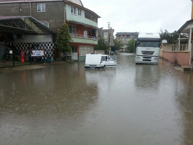 Çarşamba Yağmura Teslim