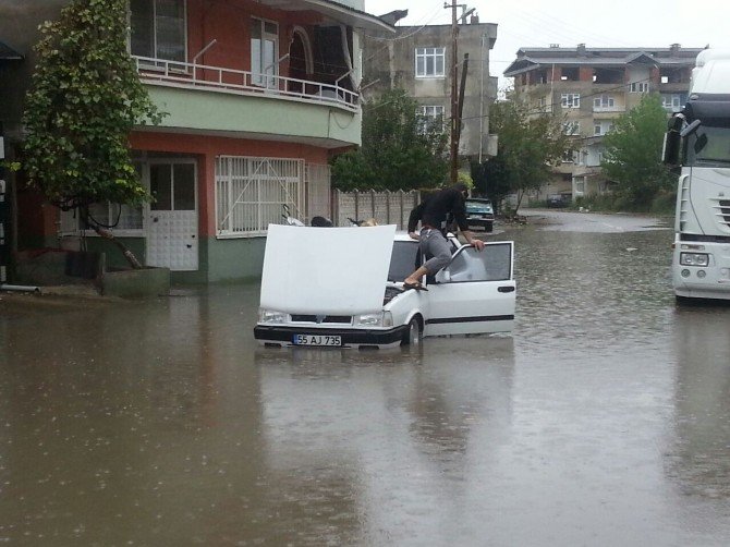 Çarşamba Yağmura Teslim