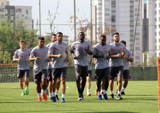 Adanaspor’da Aytemiz Alanyaspor Maçı Hazırlıkları Sürüyor