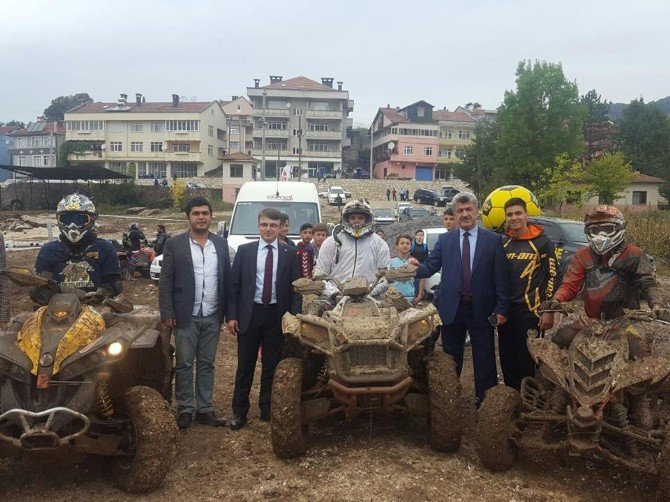 Yakın Karadeniz Düzce Baja Rallisi Yığılca Enduro Özel Etabı Gerçekleşti