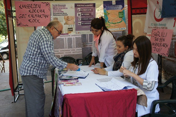 Cuma Namazı Öncesinde Prostat Kanseri Hakkında Bilgilendirdiler