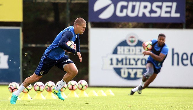 Fenerbahçe’de Gaziantepspor Maçı Hazırlıkları Sürüyor