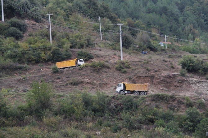 Geyve’nin Mahallelerinde İçmesuyu Çalışmaları Devam Ediyor