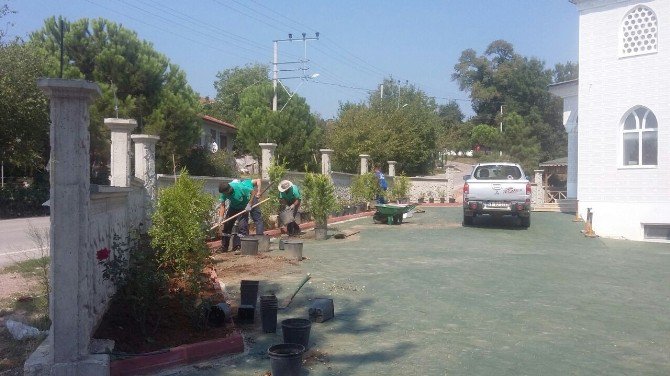 Kartepe’de İbadethanelerin Çevre Düzenlemesi Yapılıyor