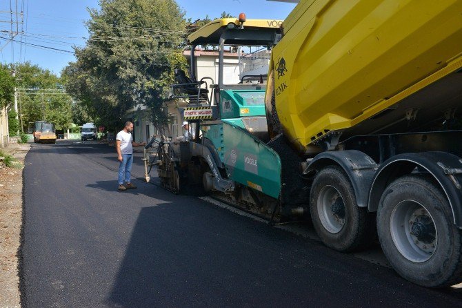 Konyaaltı’nın Çakırlar Ve Zümrüt Mahallelerine Sıcak Asfalt