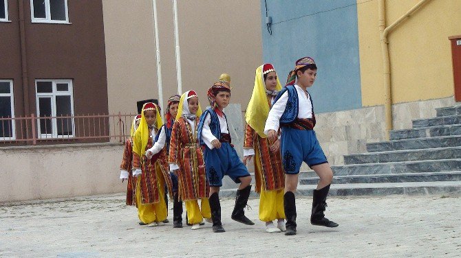 İscehisar’da İlköğretim Haftası Kutlandı