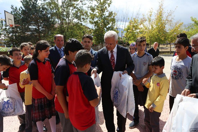 Geleneksel Oyunlar Okullarda Yaşatılıyor