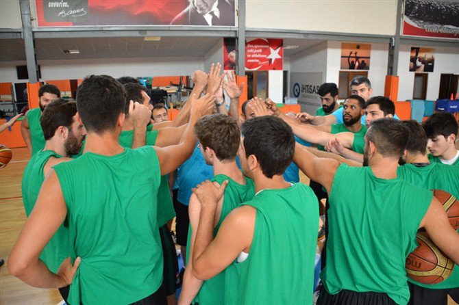 Büyükşehir Basket Takımının Rakibi Final Gençlik